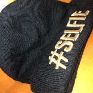 #Selfie Beanie